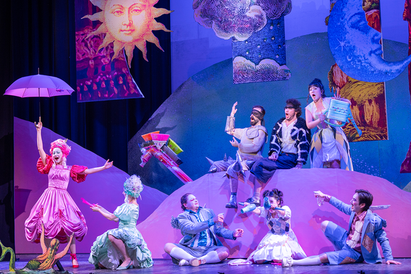 Szene aus der Henze-Oper in Montepulciano mit Bass-Bariton Kihyun Lee (rechts) |  Foto: Tom Sauer Berlin