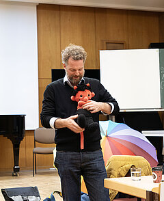 Peter Miller 1 Arnaud Dubois