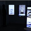 „moving image sculpture „glitched skis and surfaces (AT)" by Yvon Chabrowski ,©Yvon Chabrowski VGBildkunst 2026