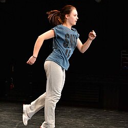 _130313-physical-theatre-Stueck1-040.JPG